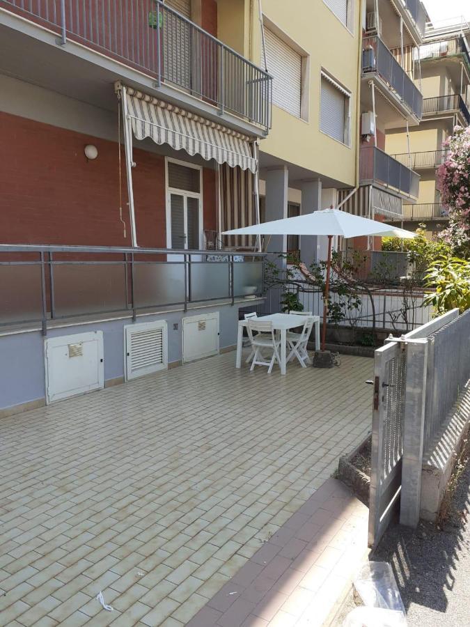 Appartamento Casa Blu Follonica Esterno foto